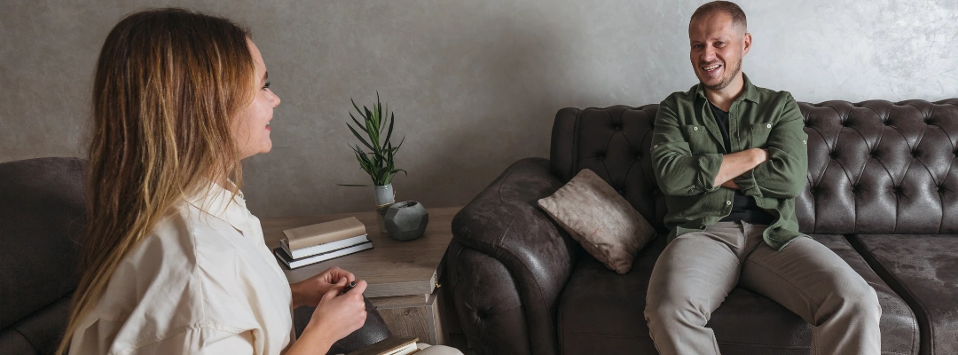 Individual therapy session in rehab focusing on recovery decisions